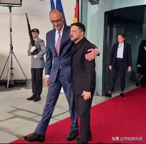 穆古鲁扎回归赛场，势不可挡首场状态亮眼，美国队观众沸腾！